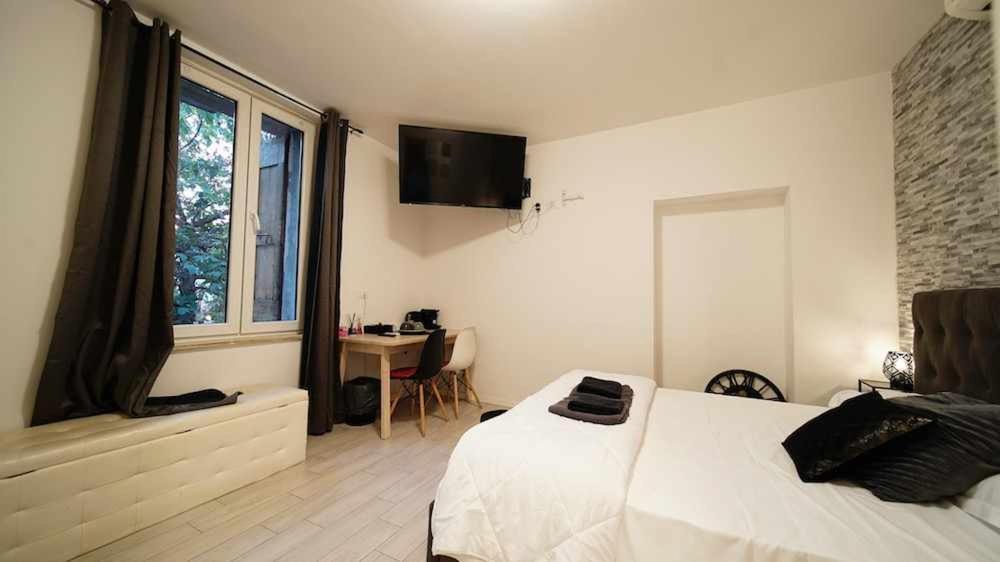 Langolo Di Laura Borgo Roma Destiny Home 3 Verona Zimmer foto